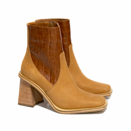 Bota 2431 Camel